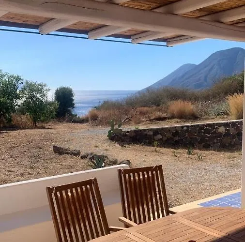 La Casa Blu Deluxe Villa Lipari